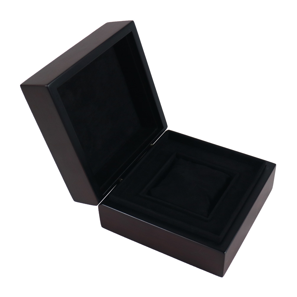 Classic Jewelry Box